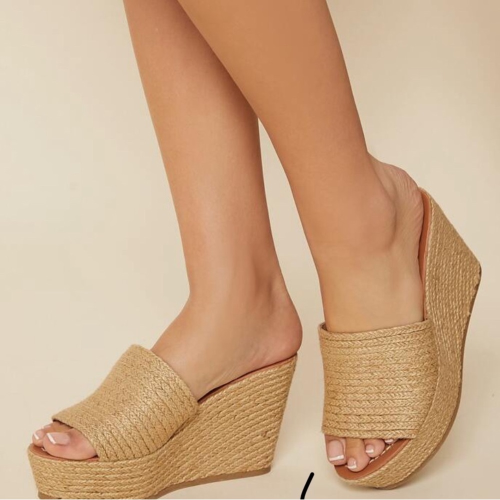 SODA RAFFIA STRAW PLATFORM WEDGES 8
